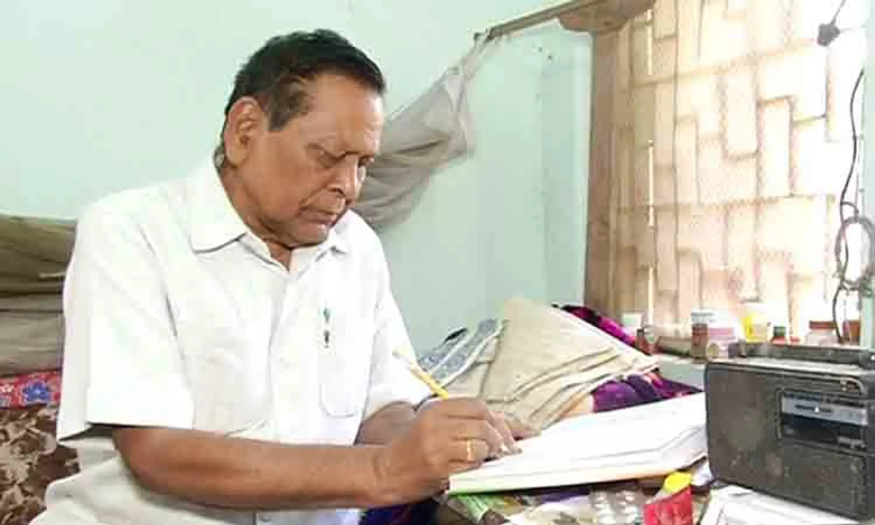 कभी विधायक और सासंद रहे अब 81 साल की उम्र में पूरी कर रहे हैं पीएचडी