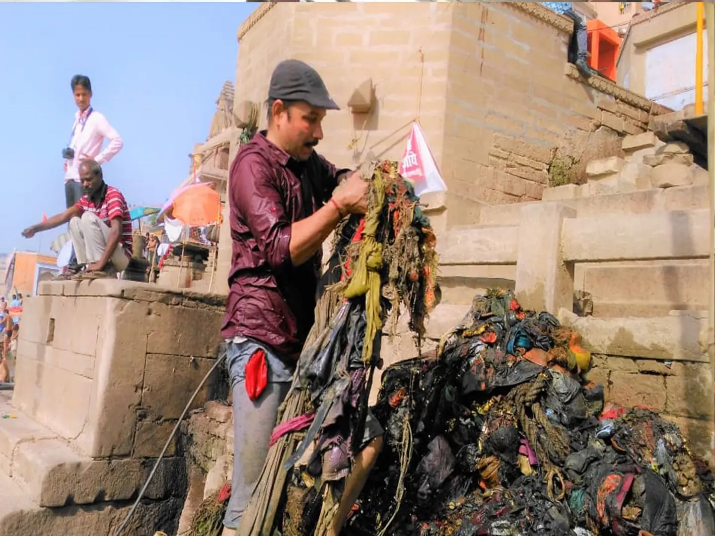 हिमालय की गोद से गंगा घाट तक बचाव में जुटे प्रकृति के पहरेदार
