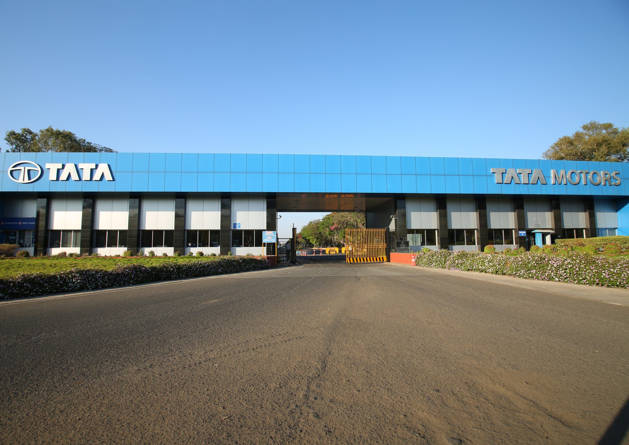 Tata Motors widens investment outlay to Rs 43,000 Cr for FY25