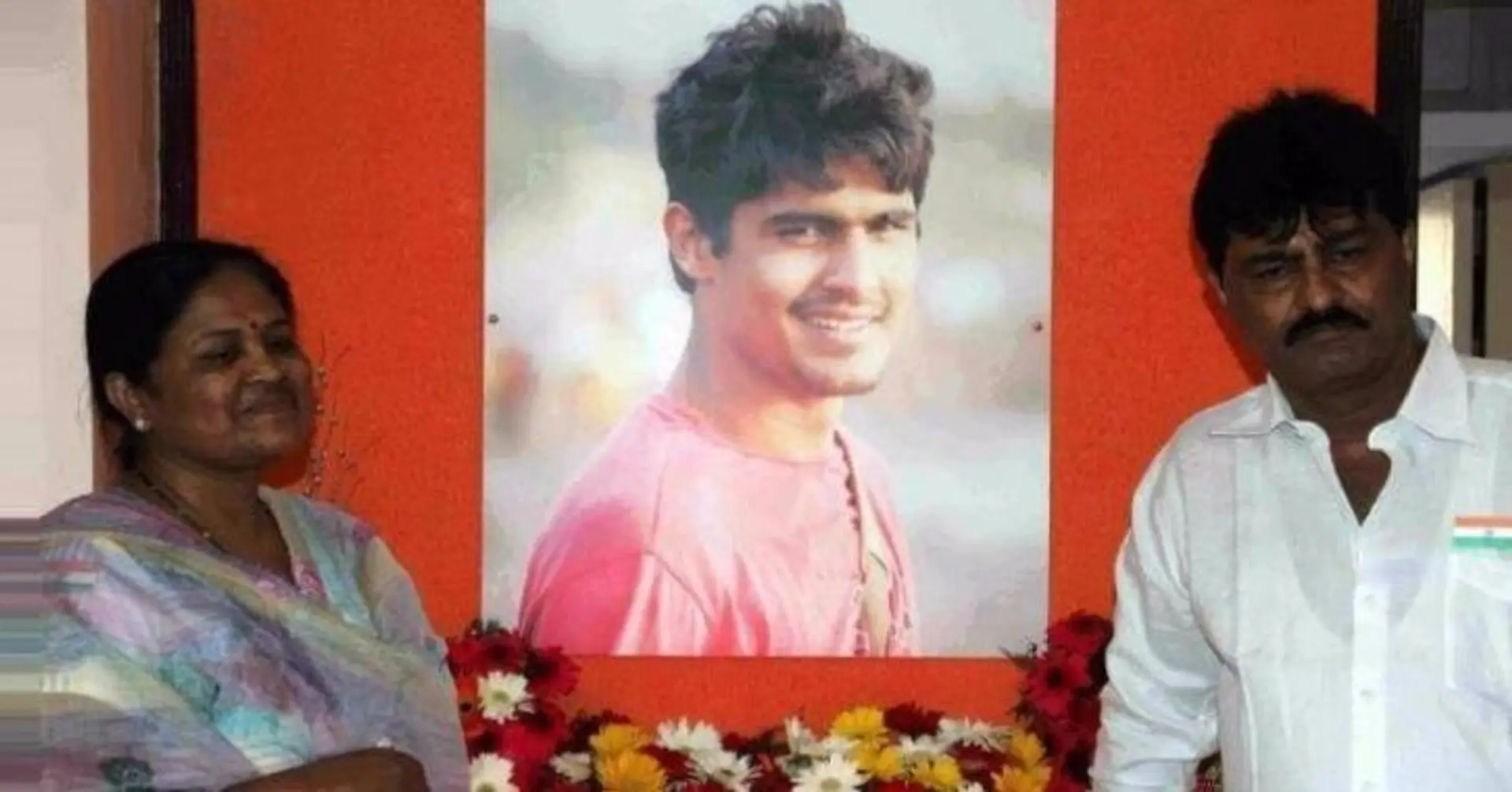 ವಯೋವೃದ್ಧರು, ಮಕ್ಕಳಿಗೆ ಊಟ ನೀಡುವ ಮೂಲಕ ತೀರಿಹೋದ ಮಗನ ಆಸೆಯನ್ನು ಈಡೇರಿಸುತ್ತಿರುವ ಮುಂಬೈ ಮೂಲದ ತನ್ನಾ ದಂಪತಿಗಳು