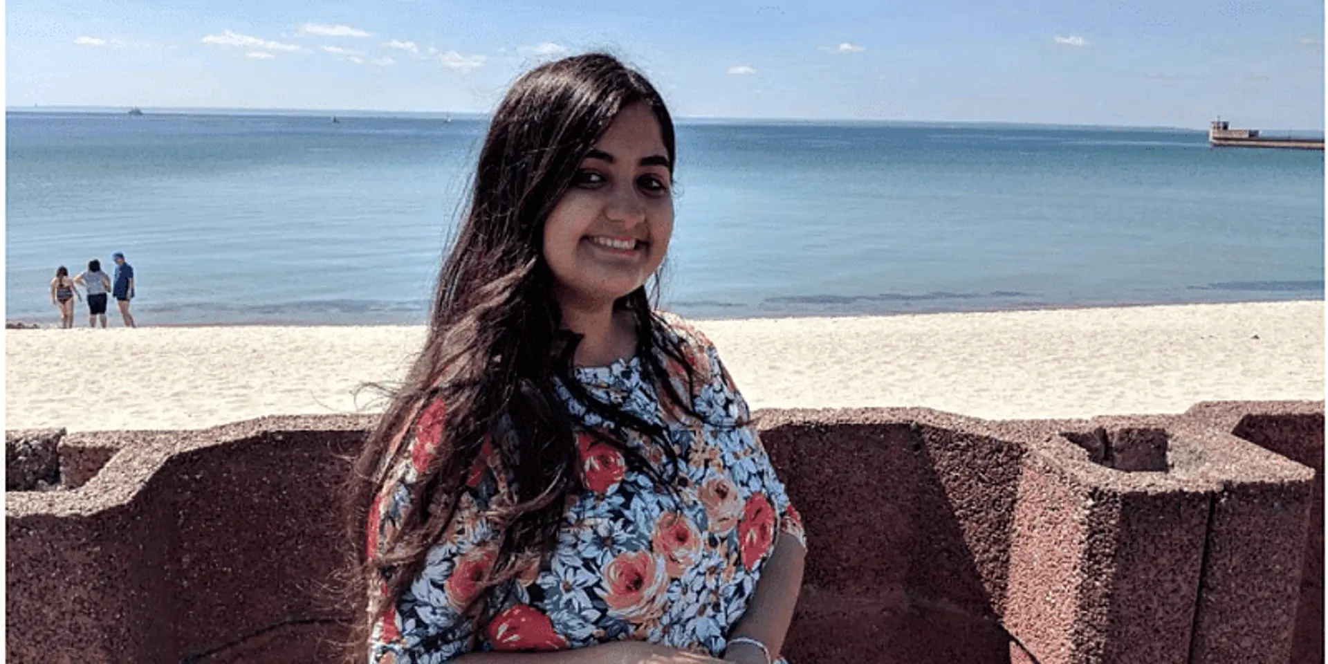 ಕೊರೊನಾವೈರಸ್: ಹ್ಯಾಂಡ್ ಸ್ಯಾನಿಟೈಸರ್ ತಯಾರಿಸಿ ಸೌಲಭ್ಯವಂಚಿತರಿಗೆ ವಿತರಿಸುತ್ತಿದ್ದಾರೆ ಮನಿಪಾಲ್ ವಿಶ್ವವಿದ್ಯಾಲಯದ ಈ ವಿದ್ಯಾರ್ಥಿನಿ