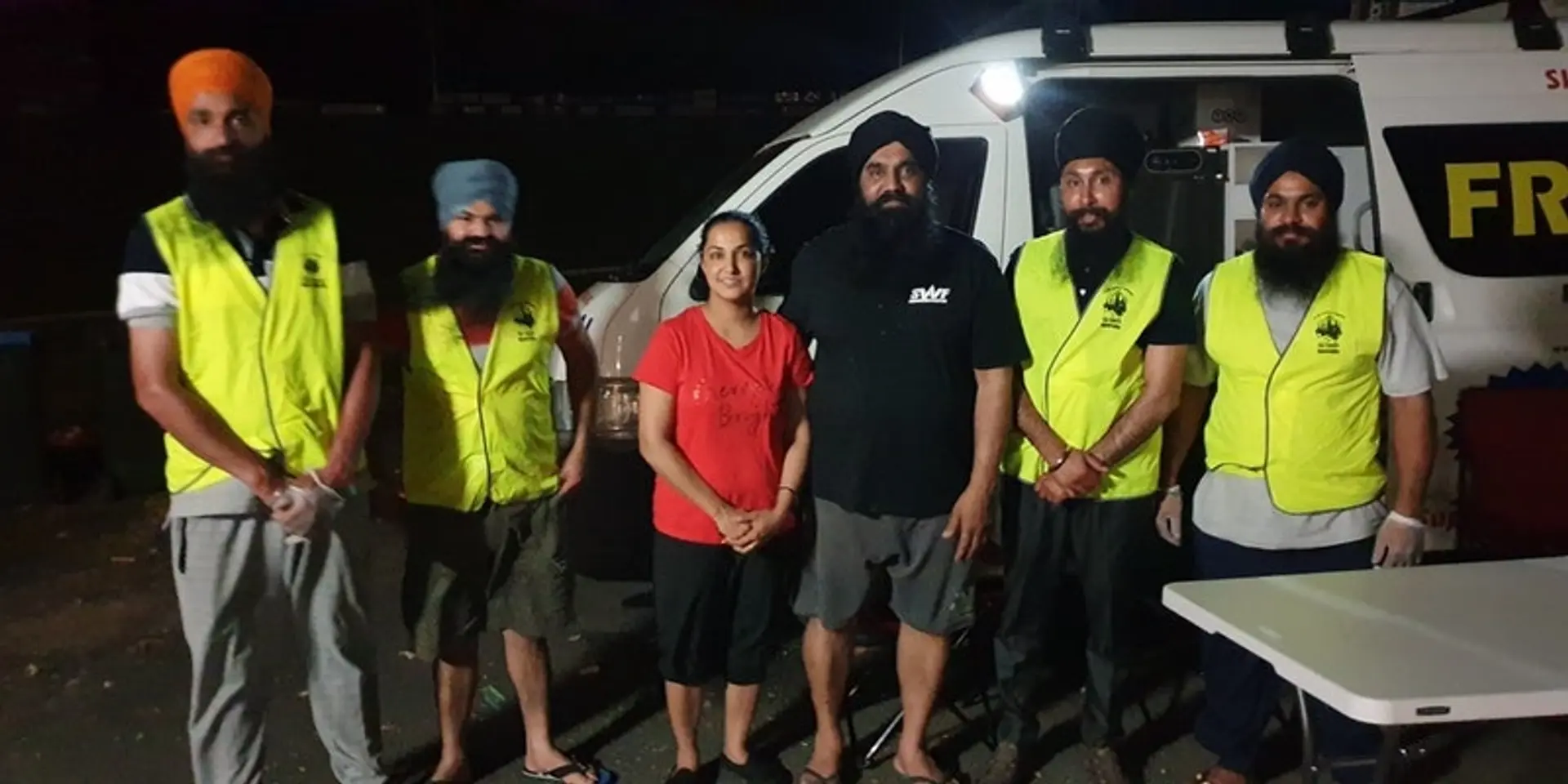 ಆಸ್ಟ್ರೇಲಿಯಾದಲ್ಲಿ ಕಾಡ್ಗಿಚ್ಚಿನ ರಕ್ಷಣಾಕಾರ್ಯಚರಣೆಗೆ ಅಳಿಲು ಸೇವೆ ಮಾಡಿದ ಭಾರತೀಯ ಮೂಲದ ಸಿಖ್ ದಂಪತಿ