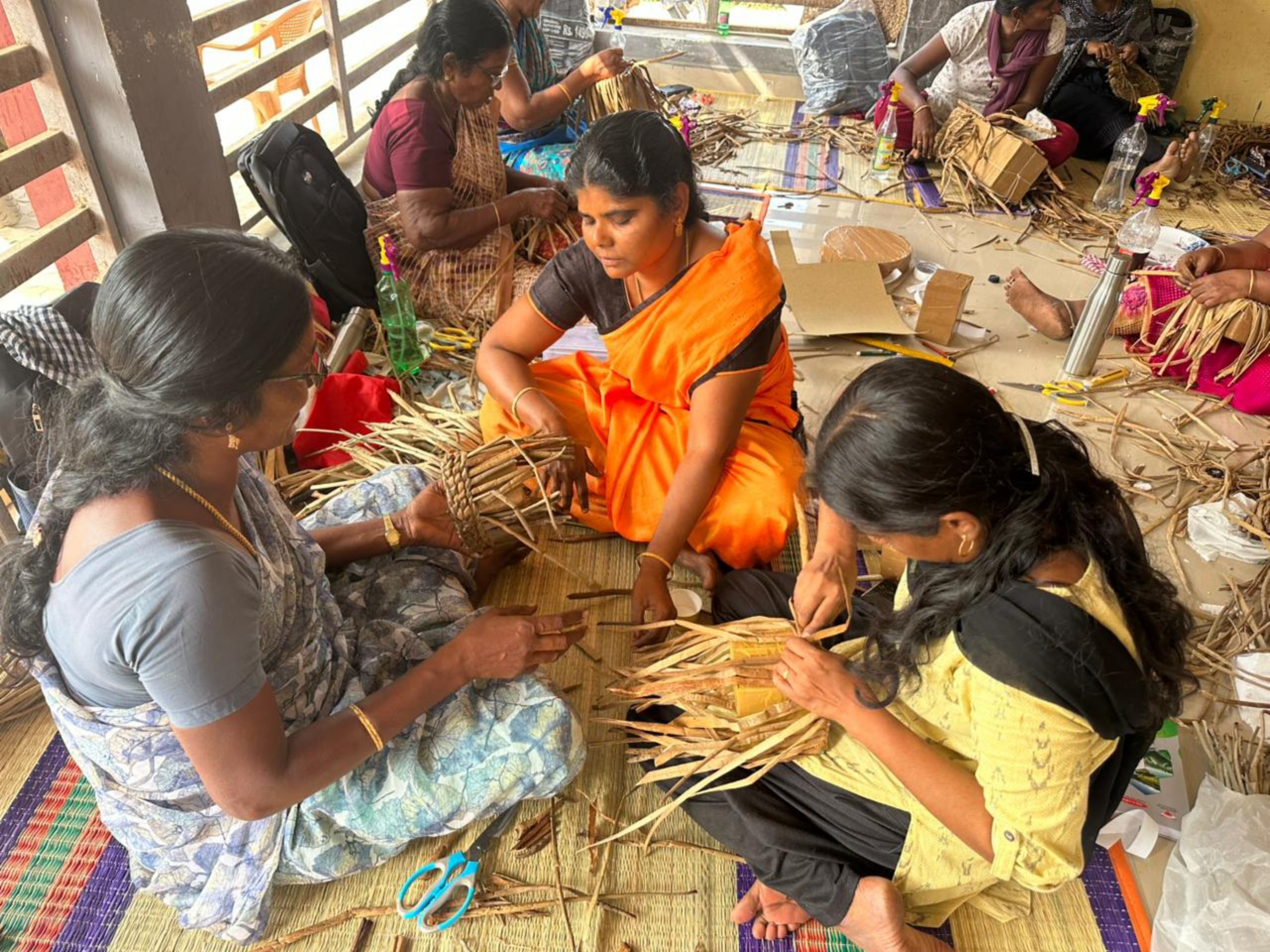 ஜீரோ முதலீடு; அதிக லாபம் - தூத்துக்குடி பெண்களின் வாழ்வை மாற்றிய சிறு ஐடியா!