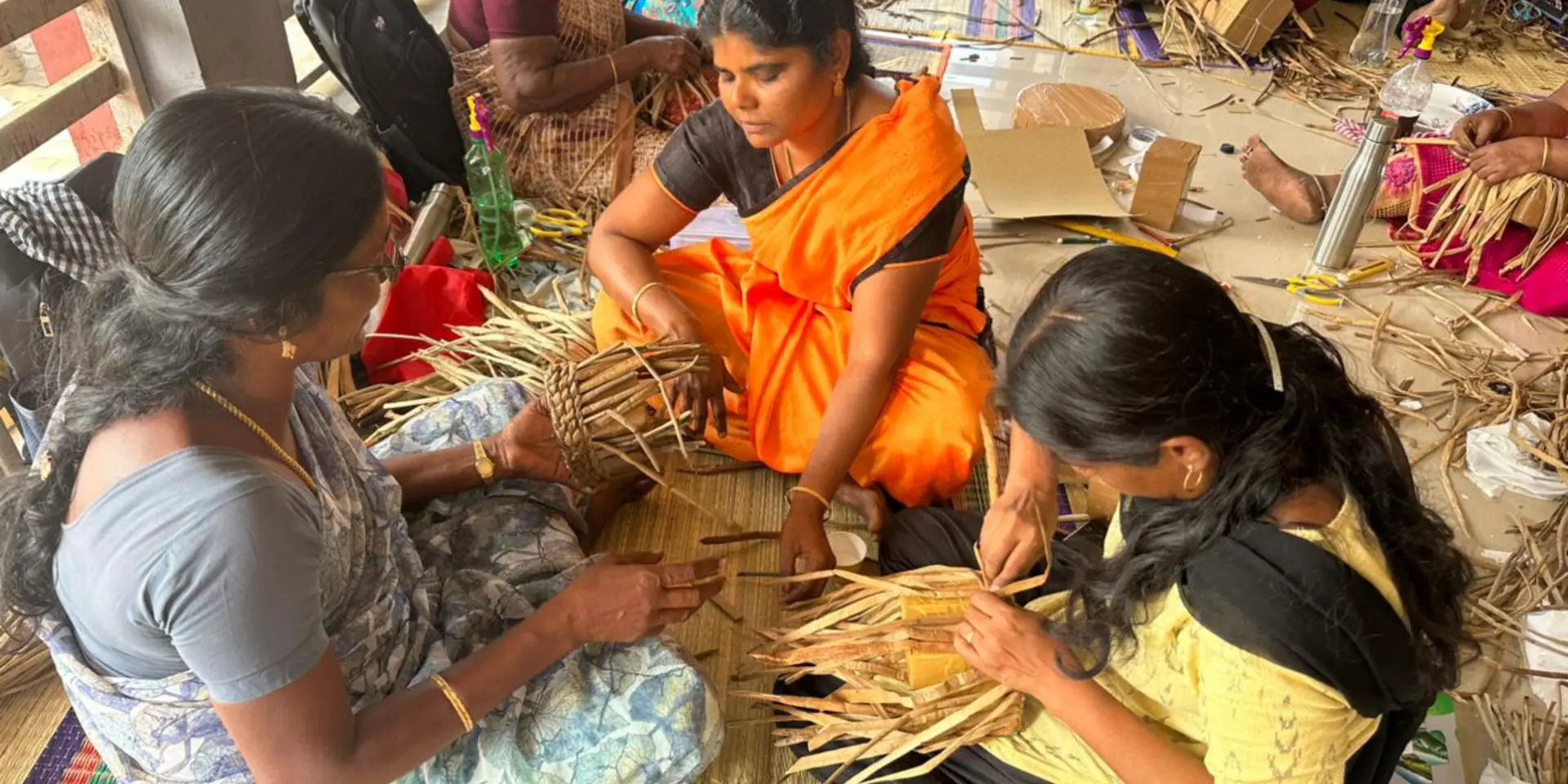ஜீரோ முதலீடு; அதிக லாபம் - தூத்துக்குடி பெண்களின் வாழ்வை மாற்றிய சிறு ஐடியா!