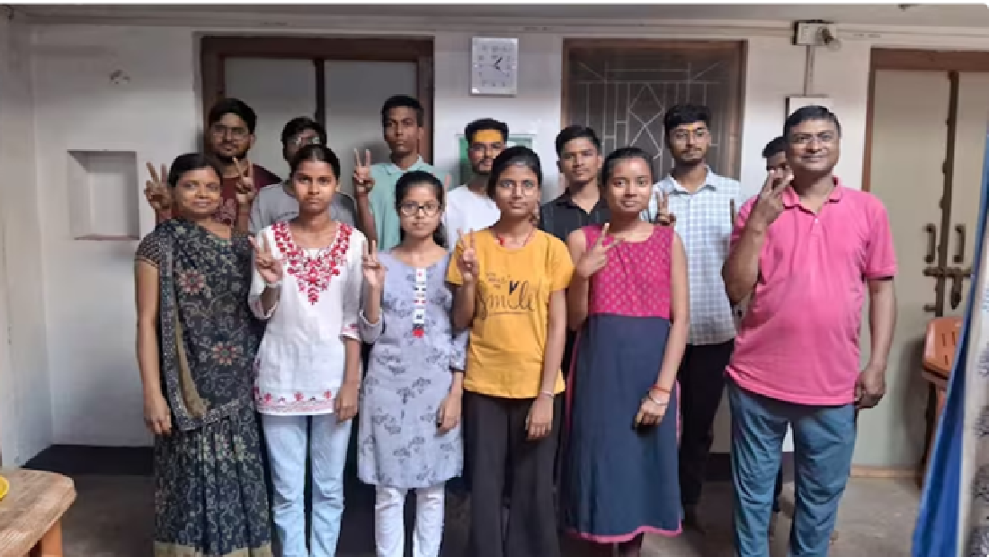 'இந்தியாவின் ஐஐடி கிராமம்' - வருடாவருடம் நூற்றுக்கணக்கான ஐஐடியன்களை உருவாக்கும் இந்த கிராமம் எங்கு இருக்கிறது?
