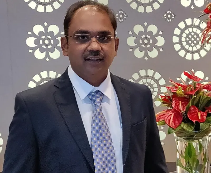வேல்குமார்