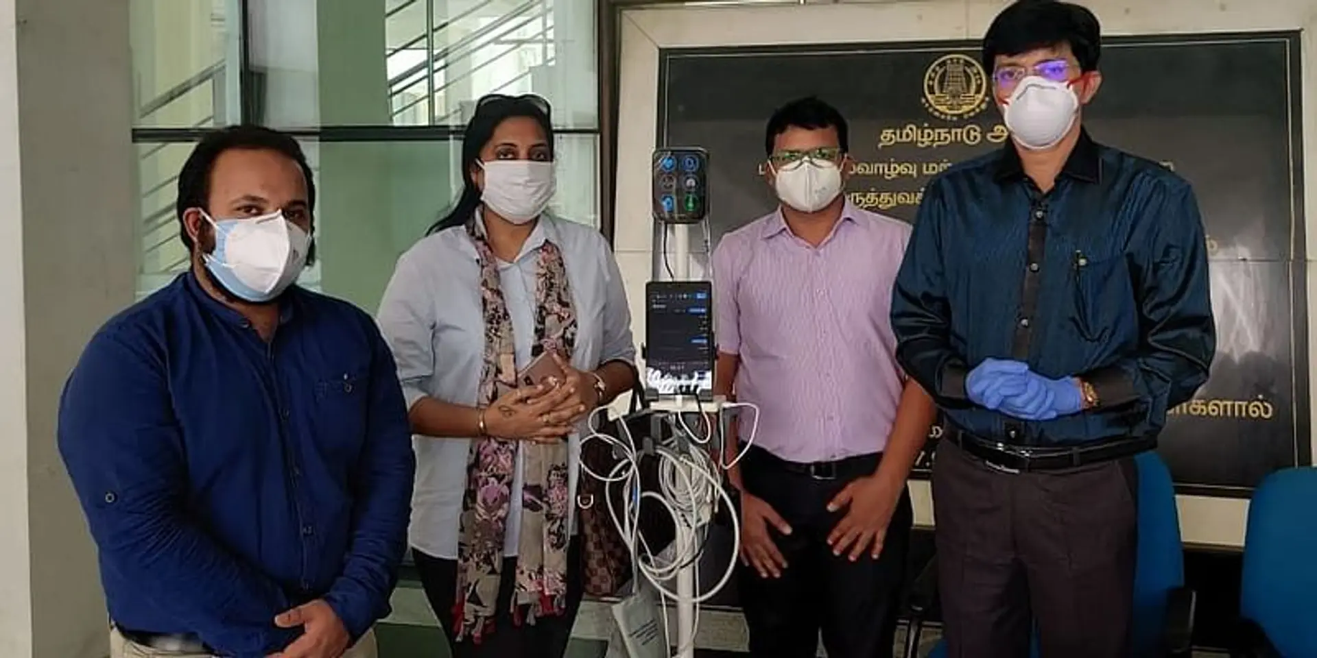 கொரோனா நோயாளிகளை தொலைவில் இருந்து கண்காணிக்கும் அதிநவீன கருவி!