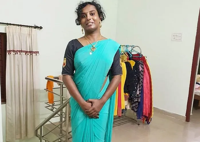 பிரியா 