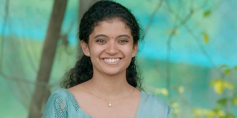 'பெண்ணாக இருப்பது சோர்வை தருகிறது' - பாலியல் சீண்டலுக்கு உள்ளான மலையாள நடிகையின் உணர்ச்சிப் பதிவு!