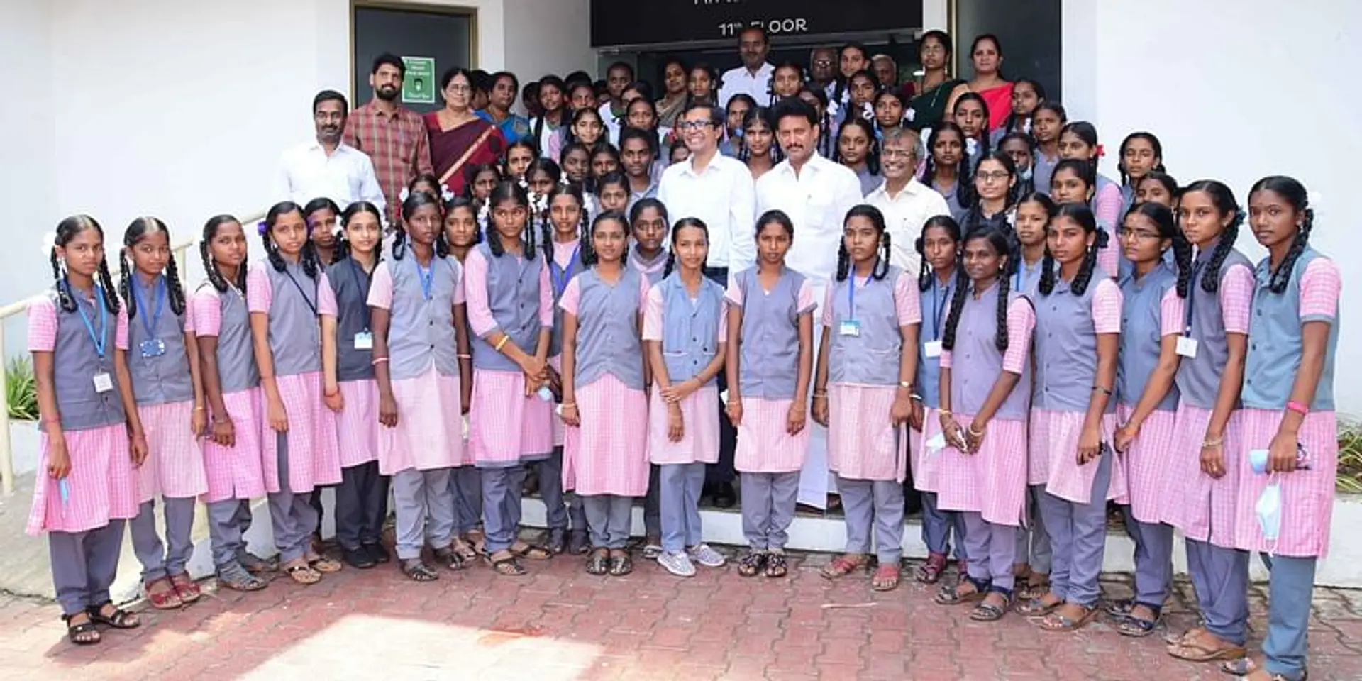 ஆண்டுக்கு 1லட்சம் கிராமப்புற பள்ளி மாணவர்களுக்கு STEM பயிற்சி: ஐஐடி மெட்ராஸ் உடன் தமிழக அரசு கூட்டு!