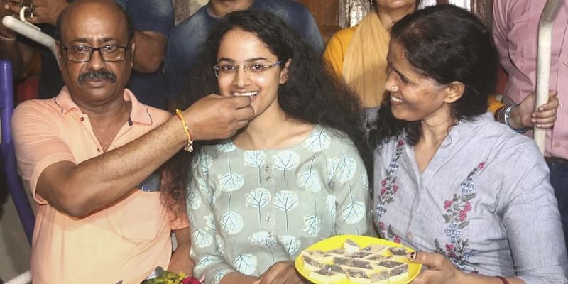 'மகளுக்காக 4 ஆண்டுகள் டிவி பார்க்காத பெற்றோர்' - ஐஏஎஸ் தேர்வில் 2ம் பிடித்த ஜக்ராதி அவஸ்தி!