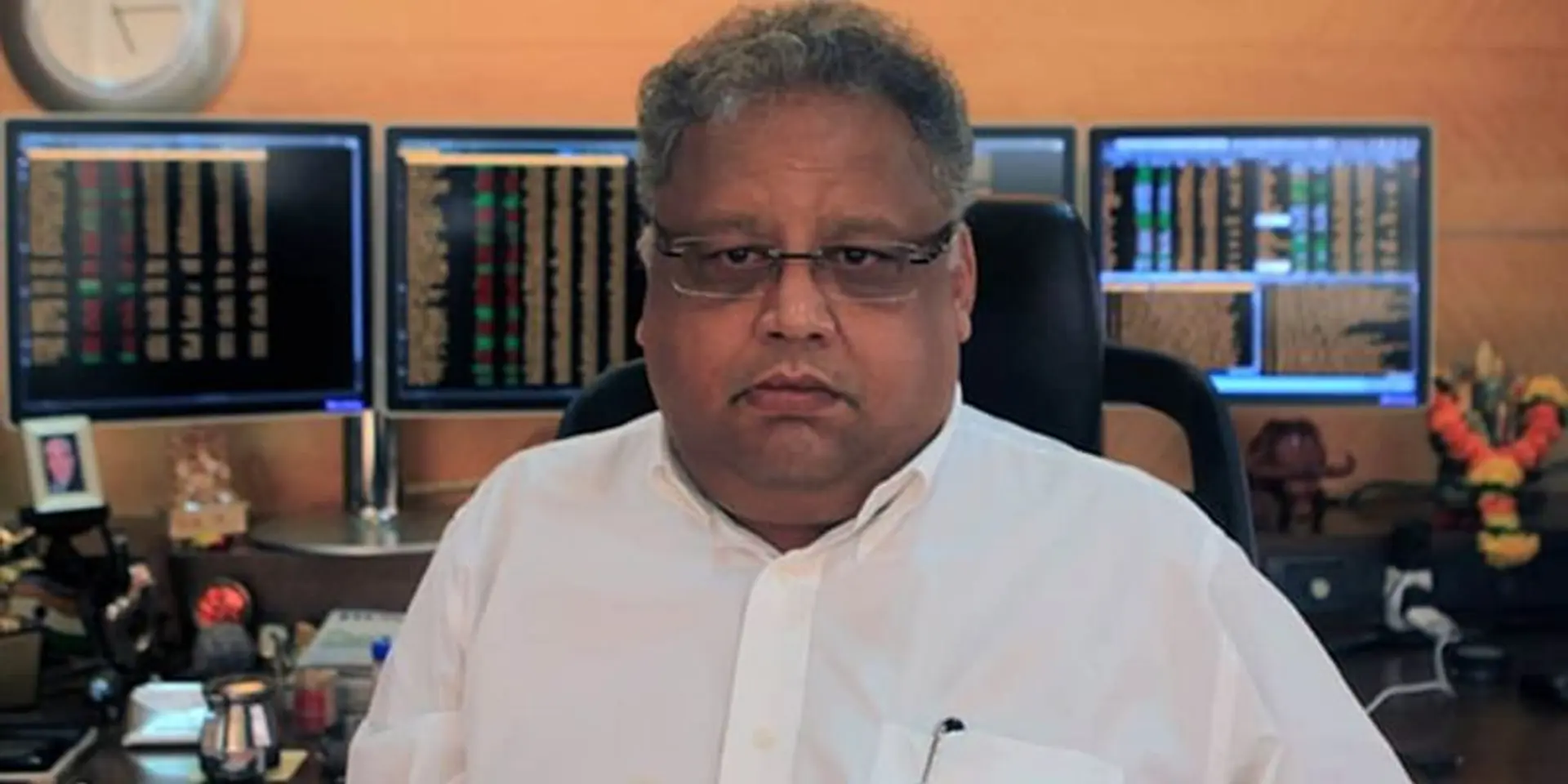 ஒரே நாளில் ரூ.342 கோடி சம்பாதித்த ராகேஷ் ஜூன் ஜூன்வாலா; டைட்டன், பிசி ஜுவல்லரி பங்குகள் விலை உயர்வு!