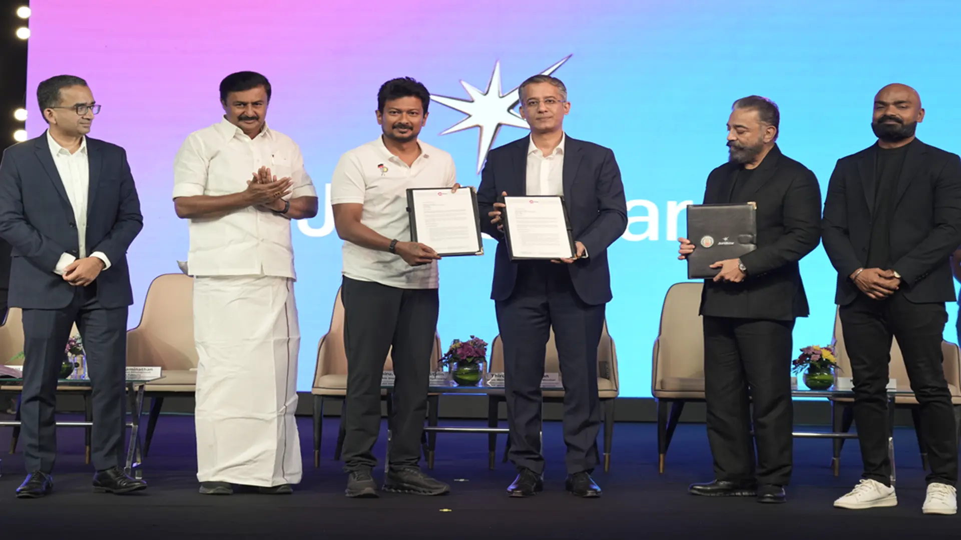 தென்னிந்திய திரைத்துறையில் ரூ.4,000 கோடி முதலீடு - தமிழ்நாடு அரசுடன் JioHotstar ஒப்பந்தம்!