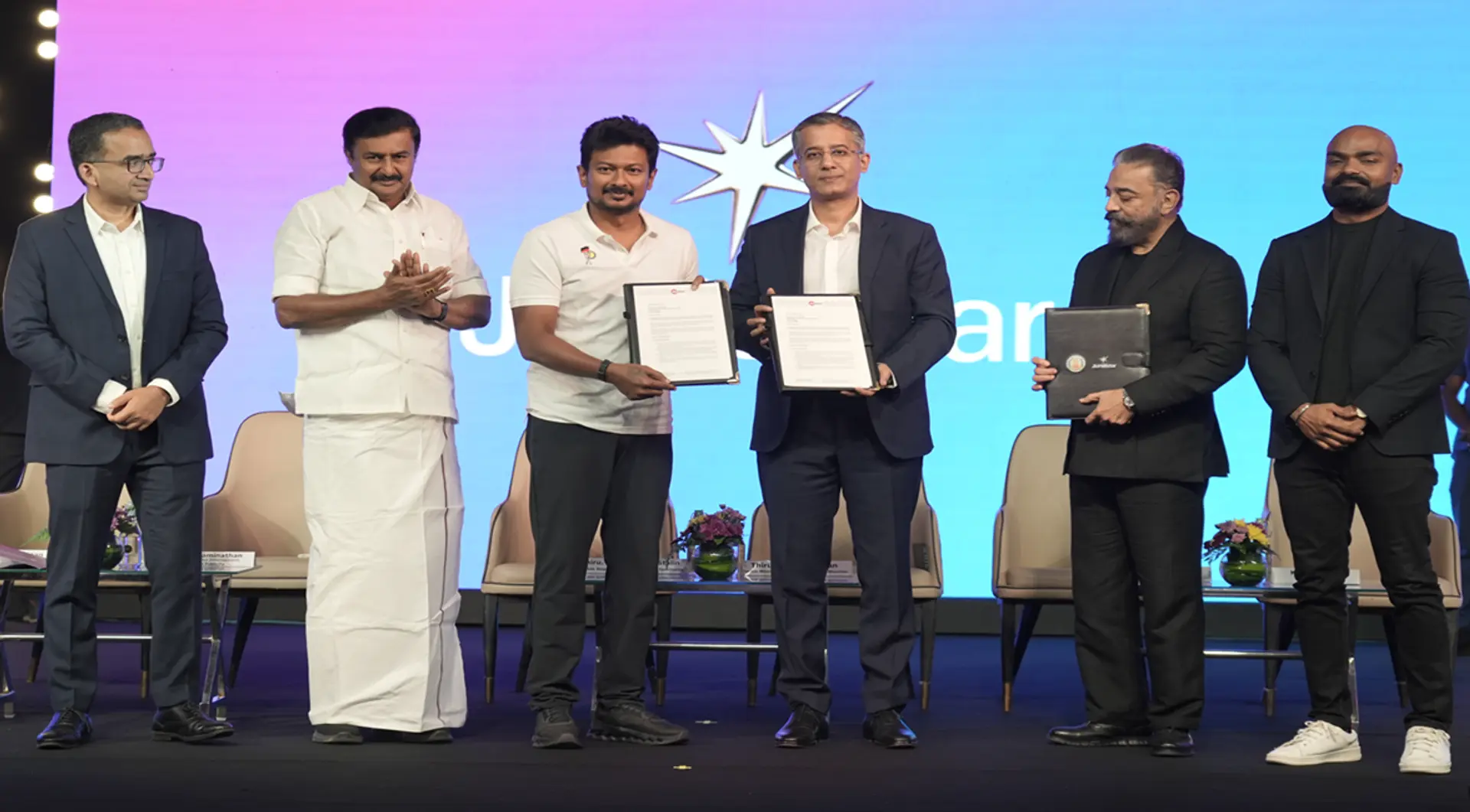 தென்னிந்திய திரைத்துறையில் ரூ.4,000 கோடி முதலீடு - தமிழ்நாடு அரசுடன் JioHotstar ஒப்பந்தம்!