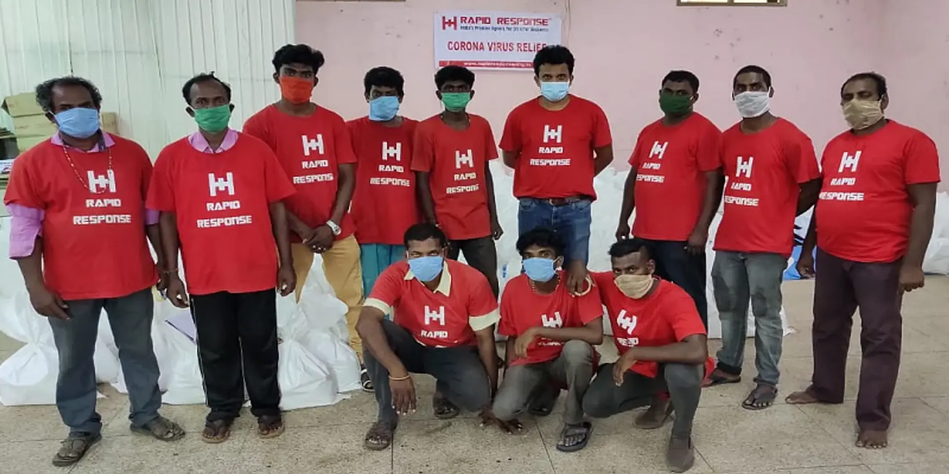 இந்தியா முழுதும் ஏழை மக்களைத் தேடிப் போய் உதவிகள் செய்யும் ‘சென்னை வாரியர்ஸ்’