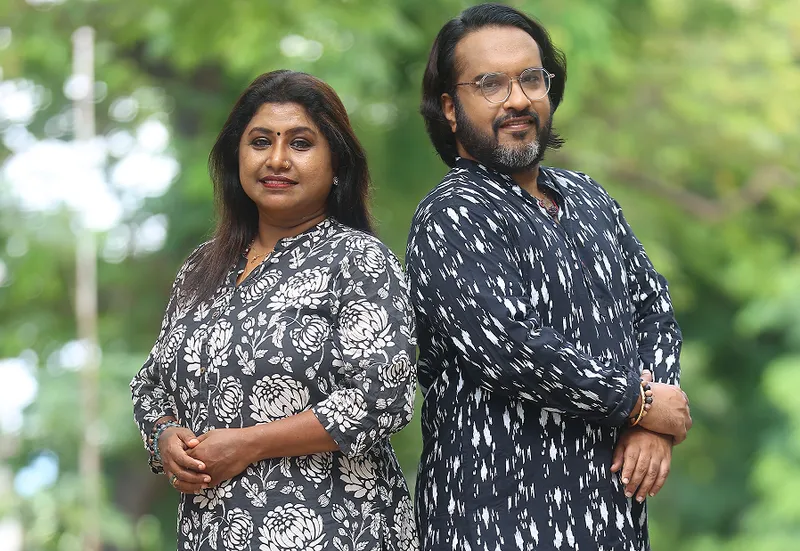 singer reshmi vinod