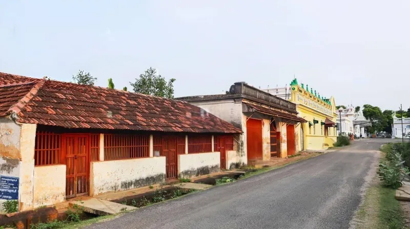 kanaadukathan village