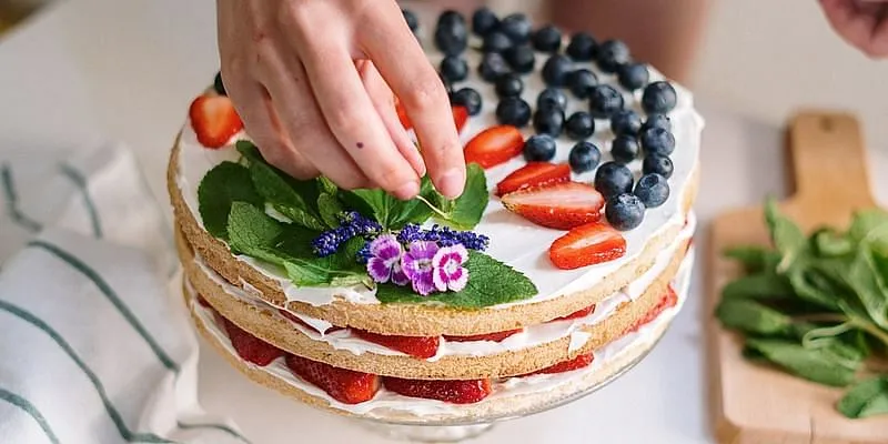 cake making