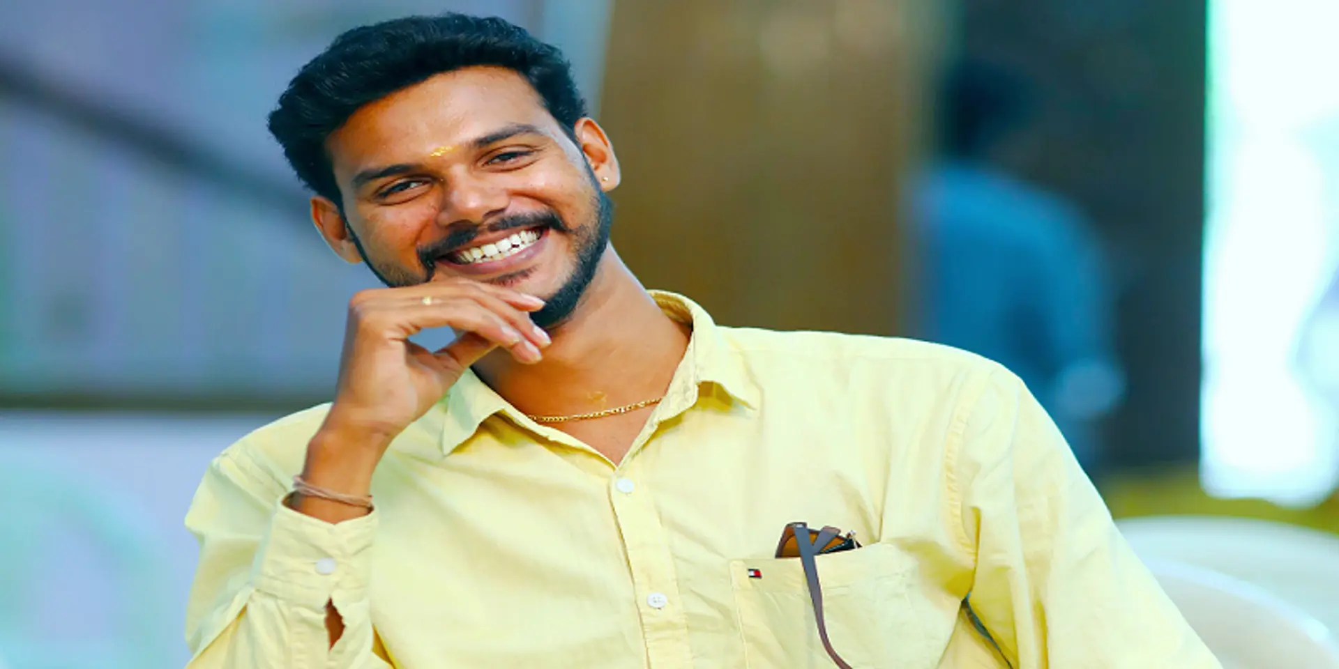 வர்தா; வெள்ளம்; கஜா; இப்போ கொரோனா: 1500 பேர் படையுடன் போரிடும் ‘கொரோனா வாரியர்’ ஹரி கிருஷ்ணன்!