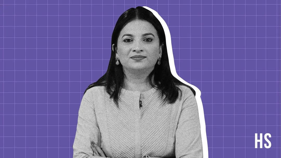 வறுமையின் கொடுமை; கணவரின் குரூரம் - கல்வி என்னும் ஆயுதத்தால் ஐஏஎஸ் ஆன சவிதா பிரதான்!
