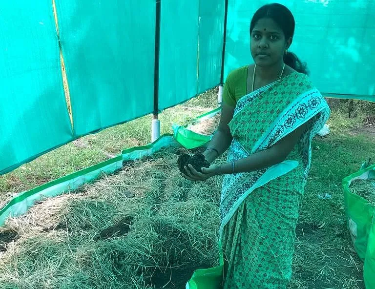 azhagu