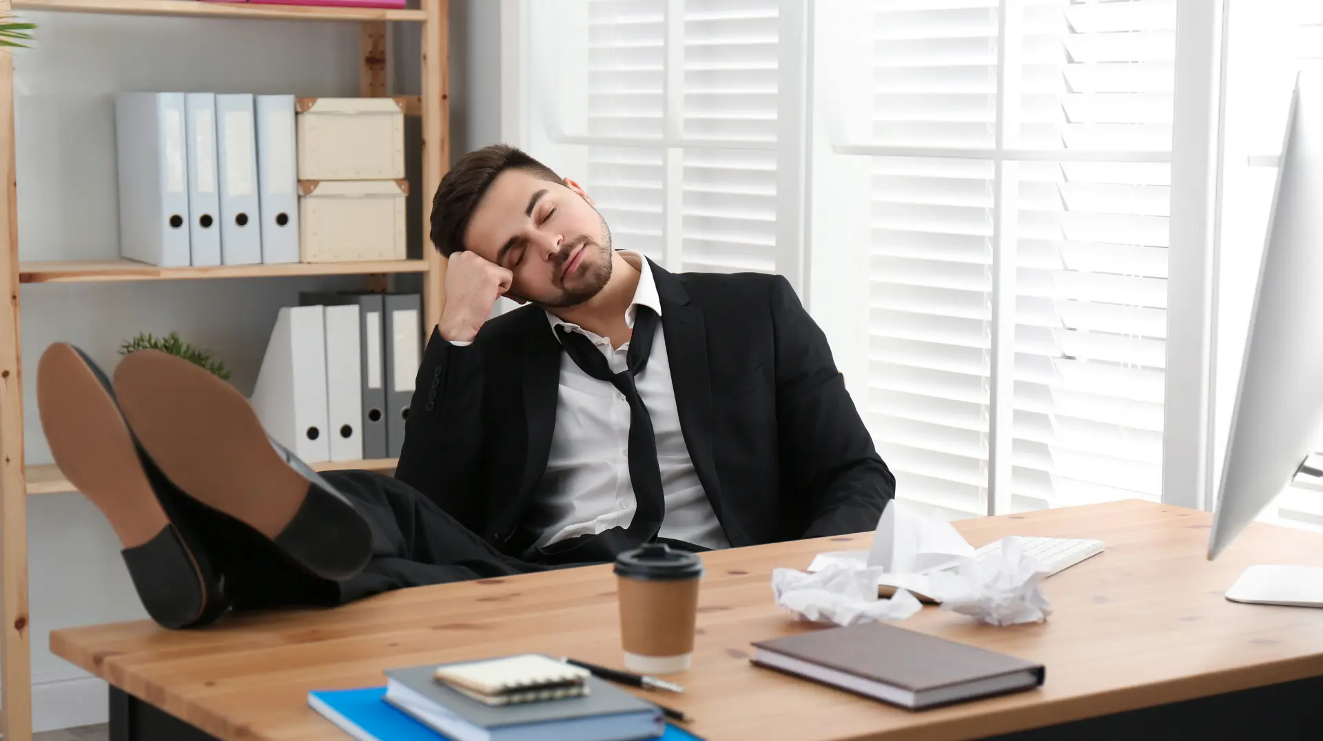 Break these 8 bad habits to fast-track your career