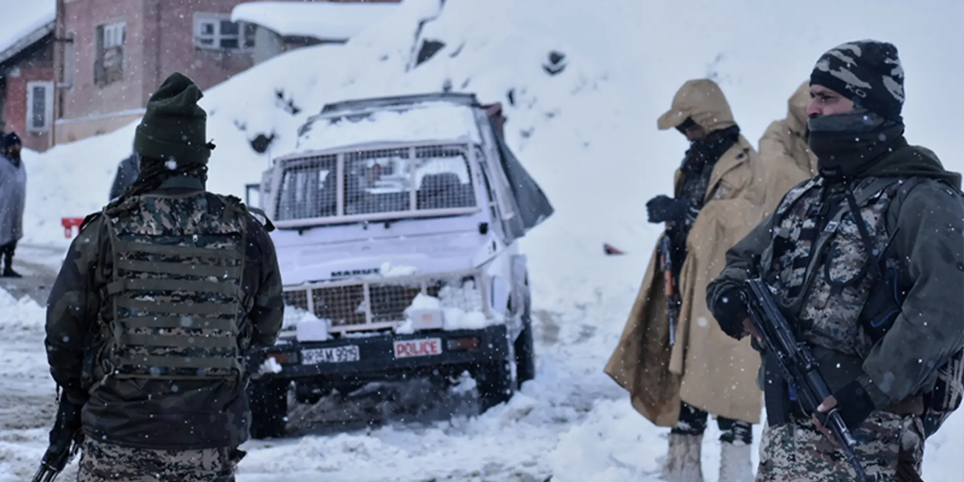 Indian Army steps in to help pregnant woman deliver twin girls in snowbound Kashmir