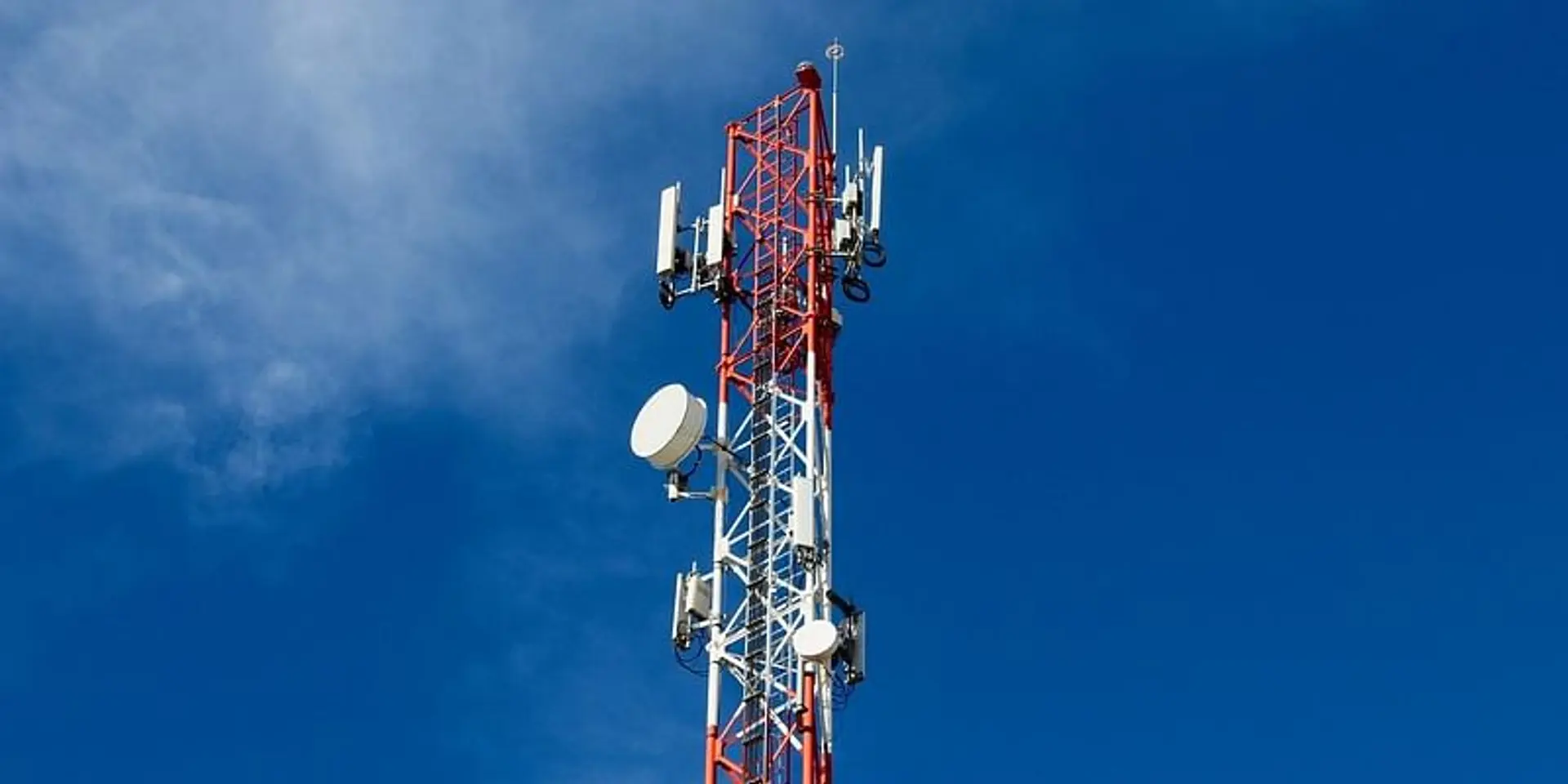 Jio adds 31.6 lakh mobile subscribers in Oct; VIL loses 20.4 lakh: TRAI data