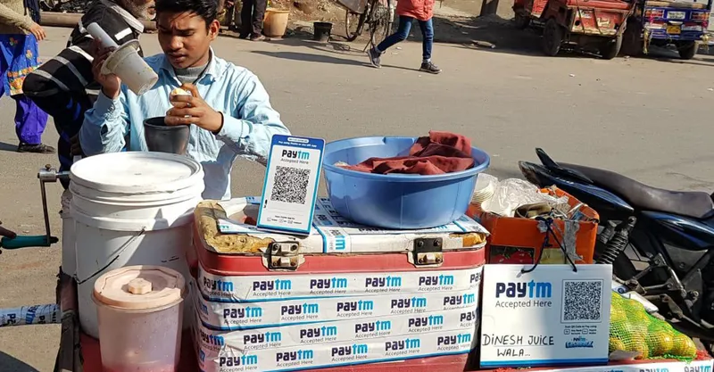Paytm-roadside vendor