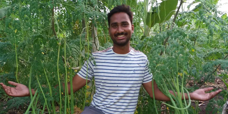 How this engineer-turned-farmer is using WhatsApp to fine-tune his career one harvest at a time - YourStory