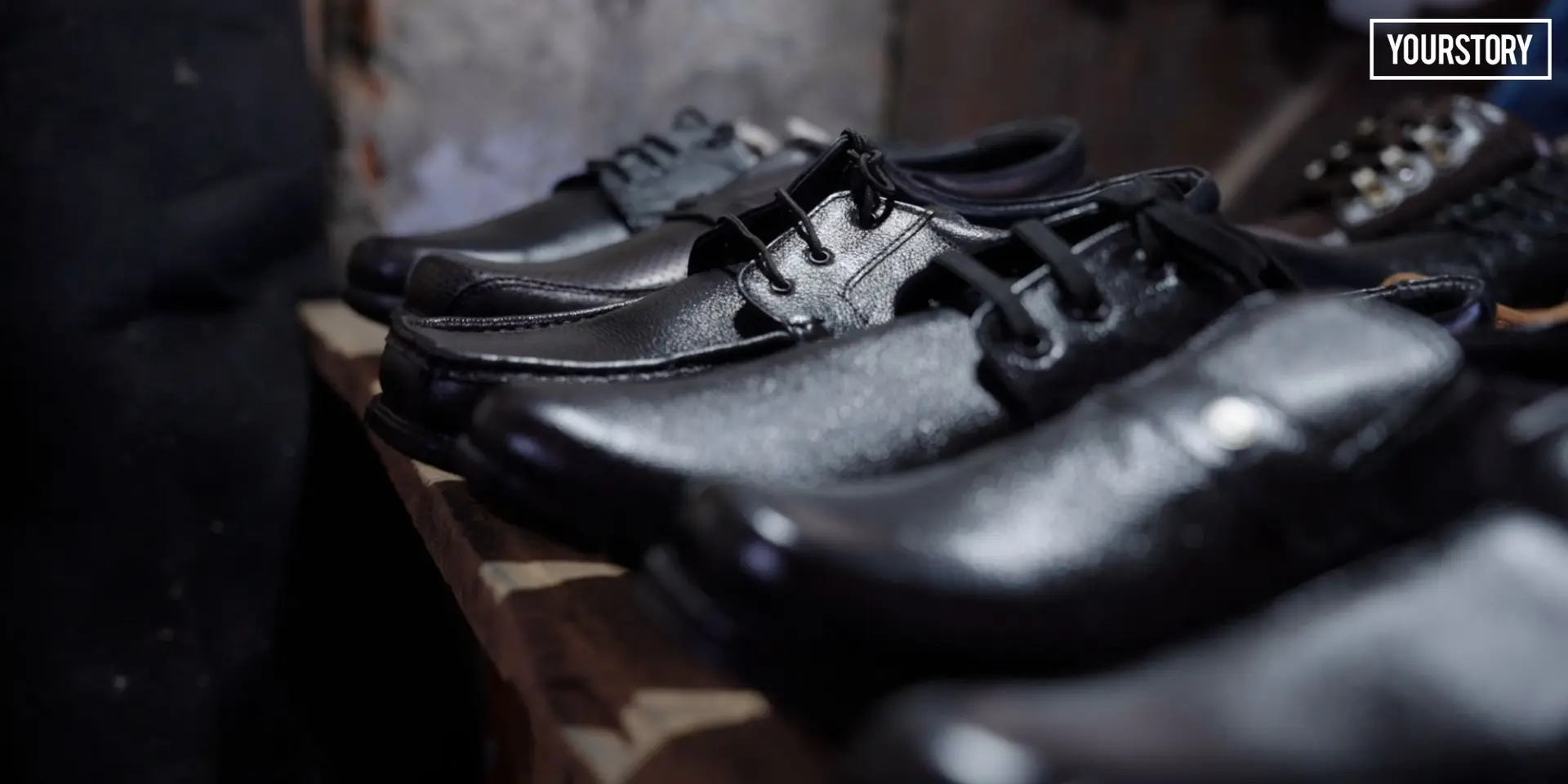 Agra’s Leather Footwear: Where Material Trust Drives the Sale