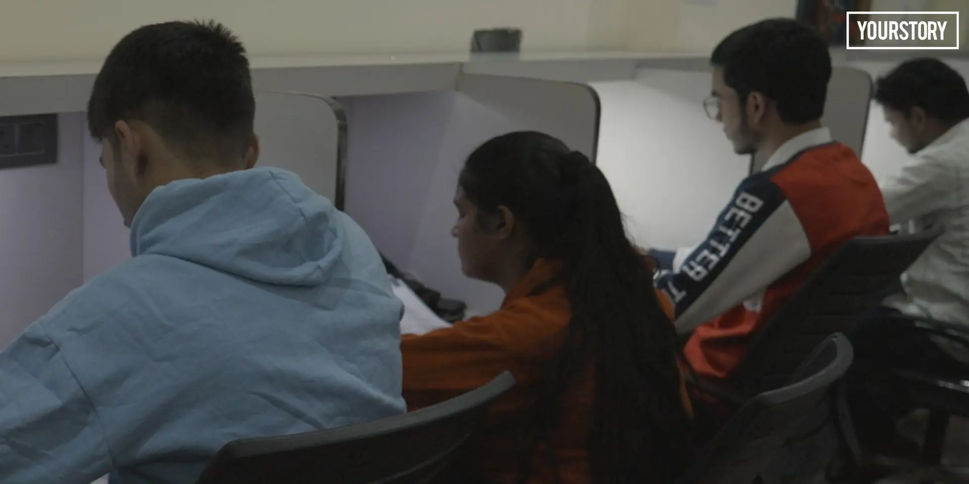 Gorakhpur: How a Village Computer Class Is Helping Students Beat OTP Fraud