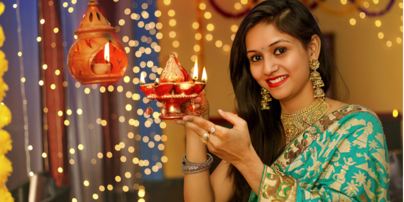 Pin by Lilly _. on Ashroop | Diwali outfits, Diwali photography, Diwali  pictures