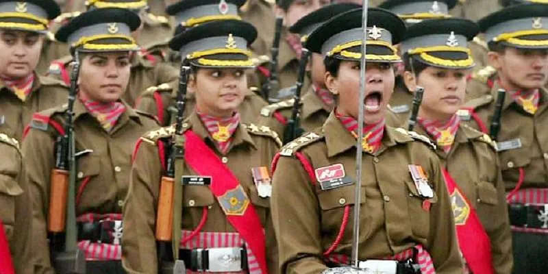 Army women