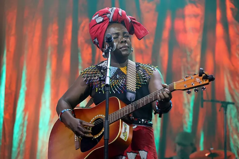 Busi NCube