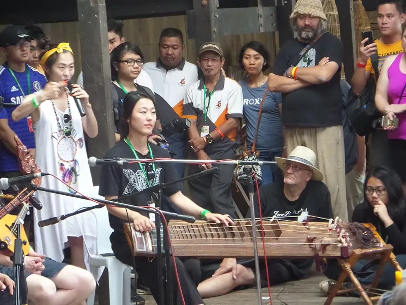 Pareaso from South Korea, with the geomungo zither