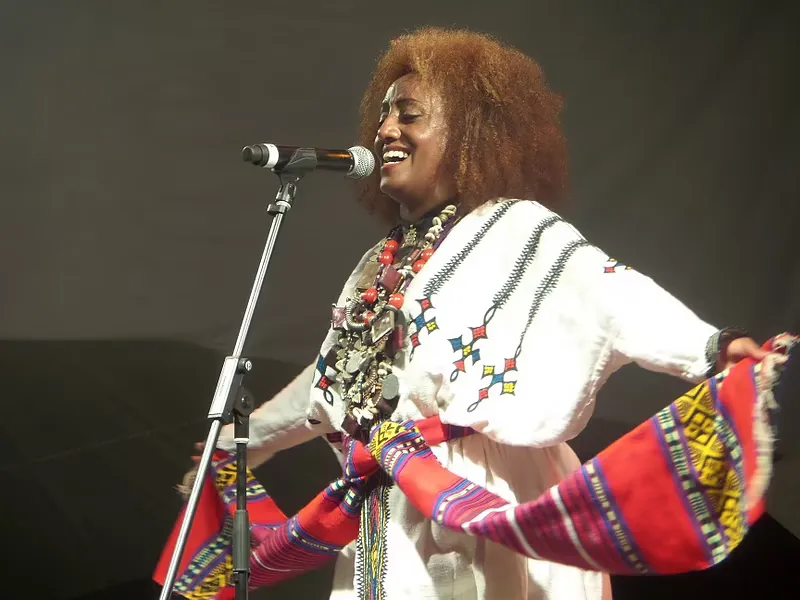 Genet Assefa from the Ethiopian group Krar Collective