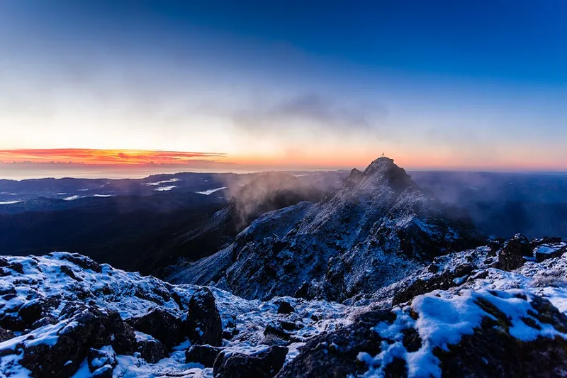 Sunrise over Mt Hikurangi, Tairawhiti. Credits - Lukasz Larsson Warzecha