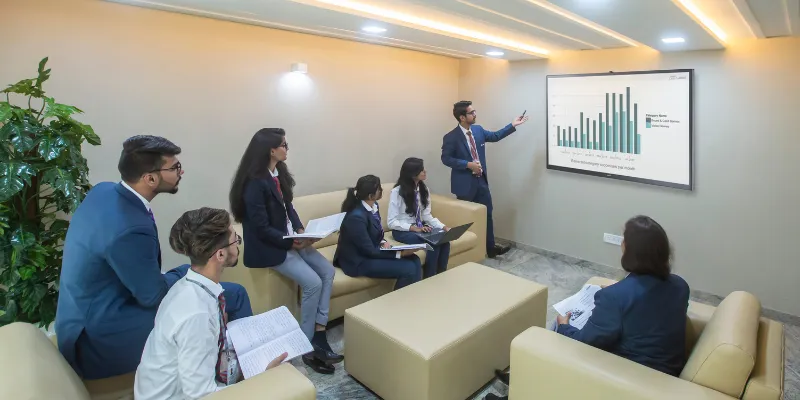 How business analytics can help budding managers navigate their way through the new normal - Vimarsana News