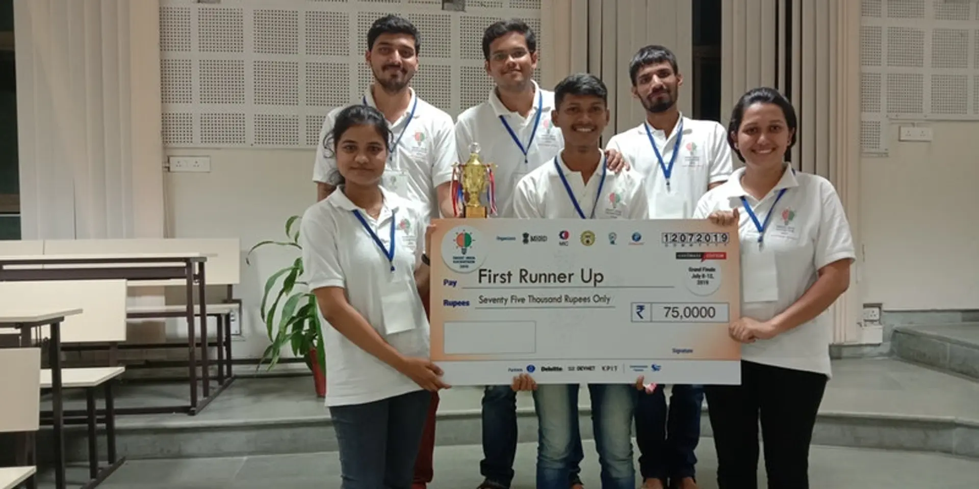 Inspired by NASA’s Curiosity Robot, engineering students and grads team up to design a surveillance rover for the Army