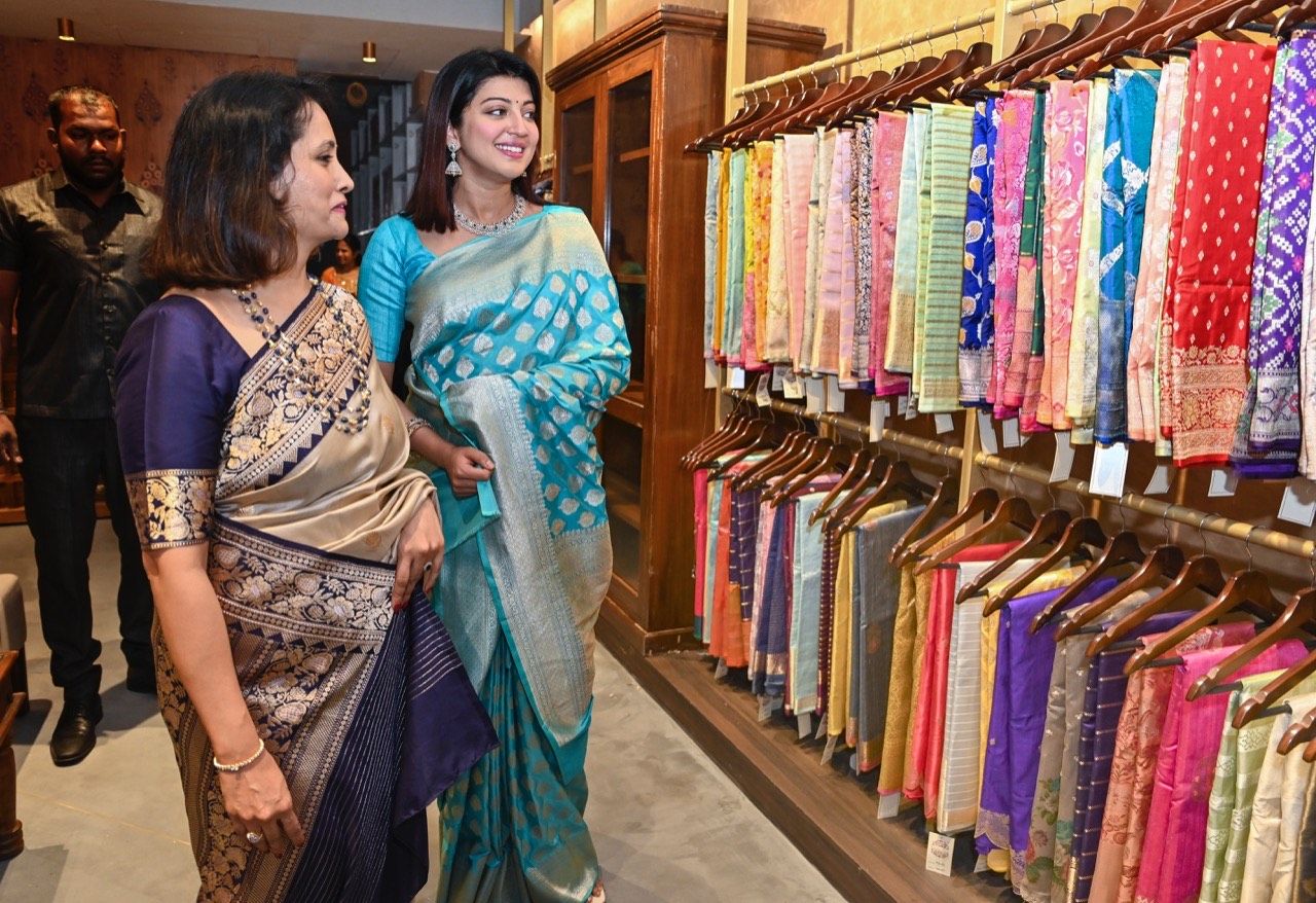 How this ISB graduate prioritised her passion for Banarasi sarees