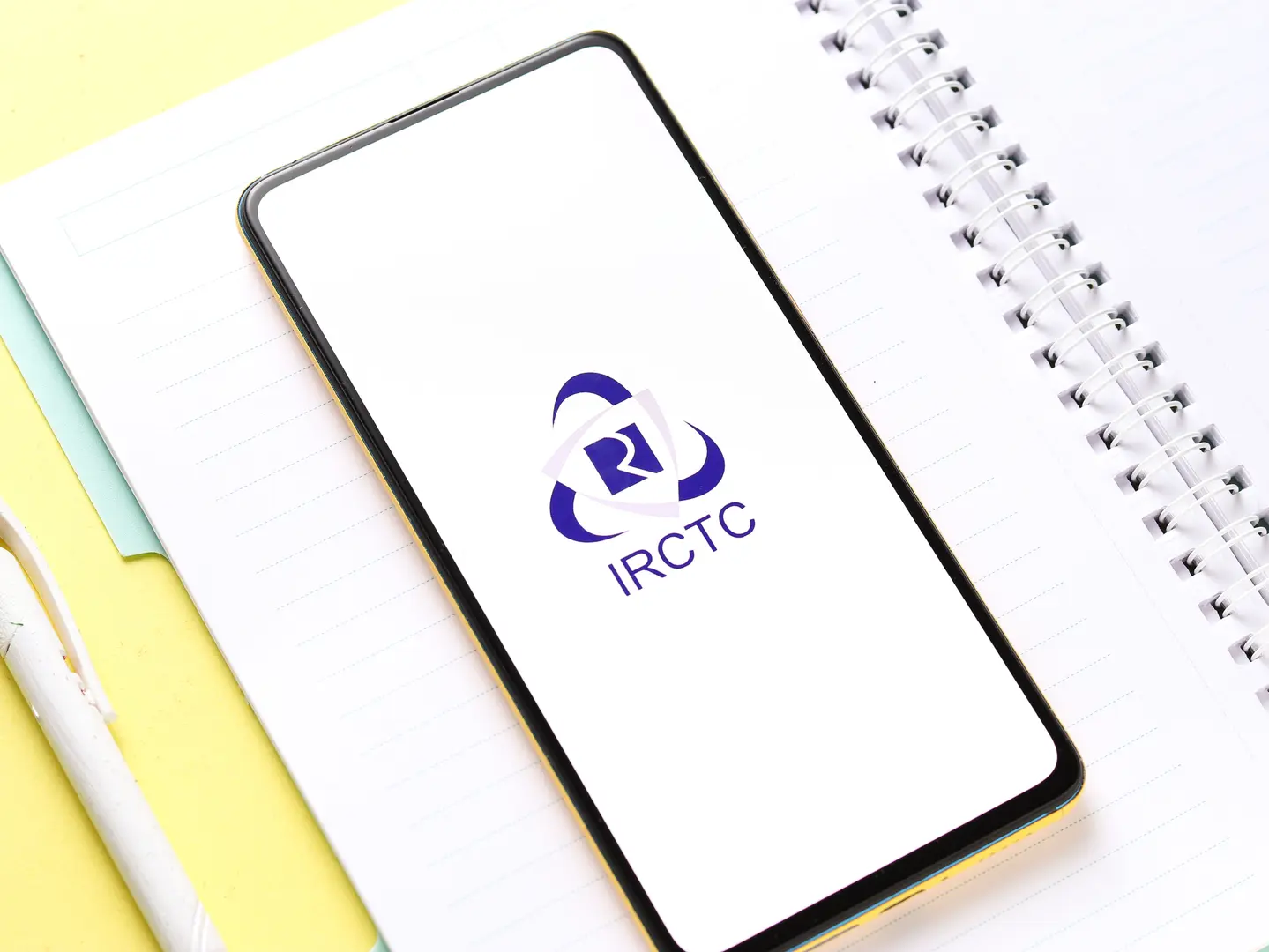 Govt to sell 5% IRCTC shares in price band of Rs 680-Rs 734