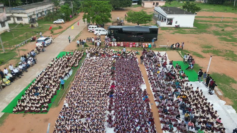 Edodwaja, visits schools