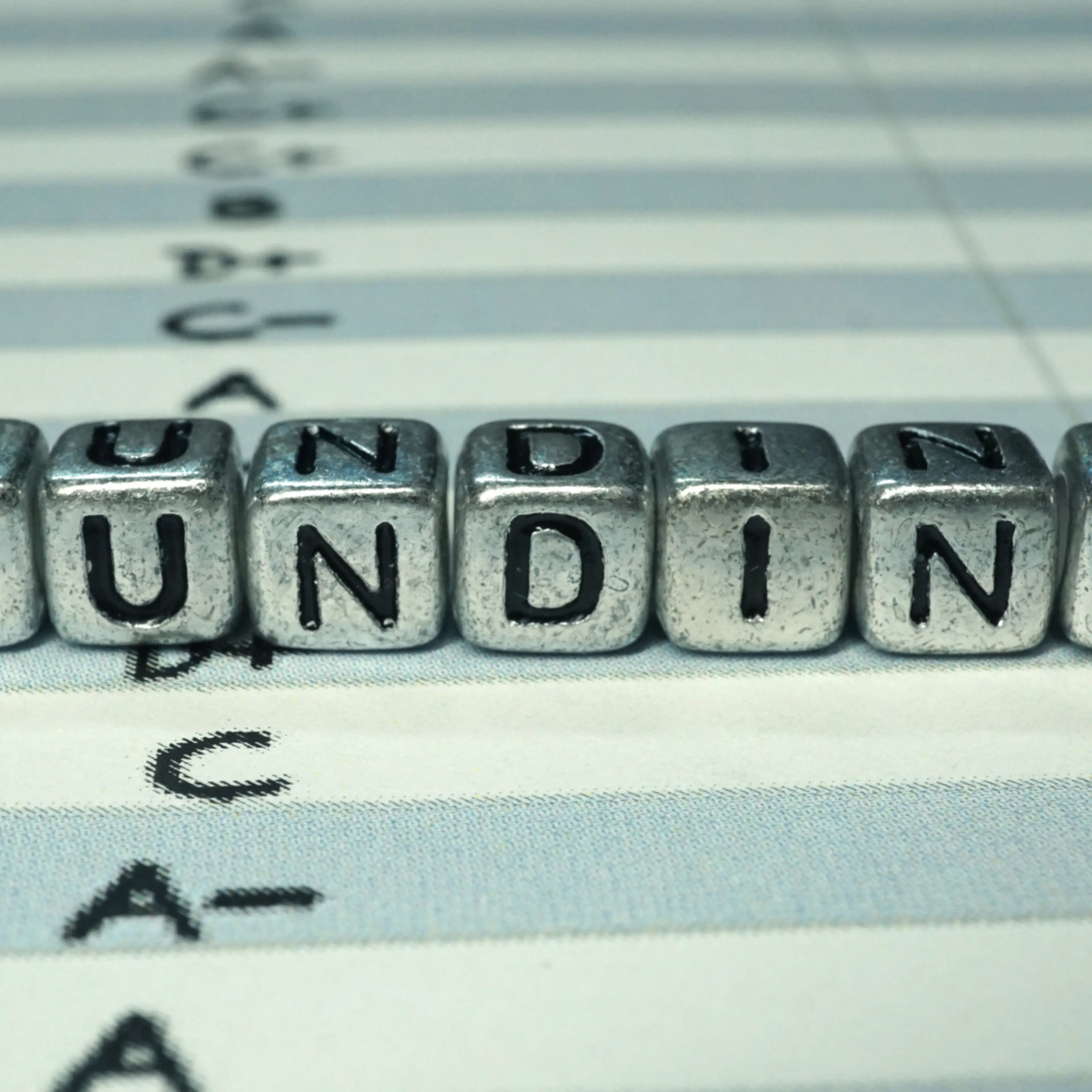 Bootstrapping vs funding: List of pros and cons for startups