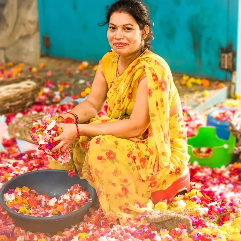 Woman recycing flower