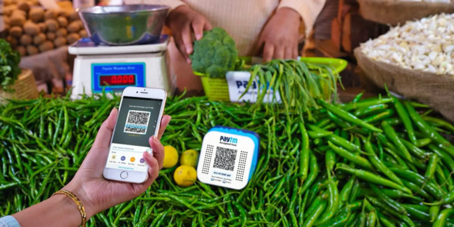 Paytm makes lacklustre debut at 9pc discount to listing price; Macquarie cuts target price by 40pc, rates 'underperform'