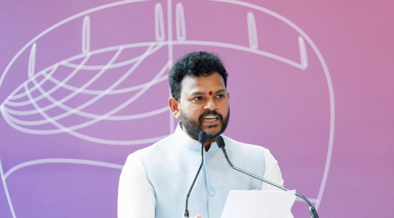 ‘정치가 아니었다면 기업가가 되었을 것’: 나이두 항공부 장관