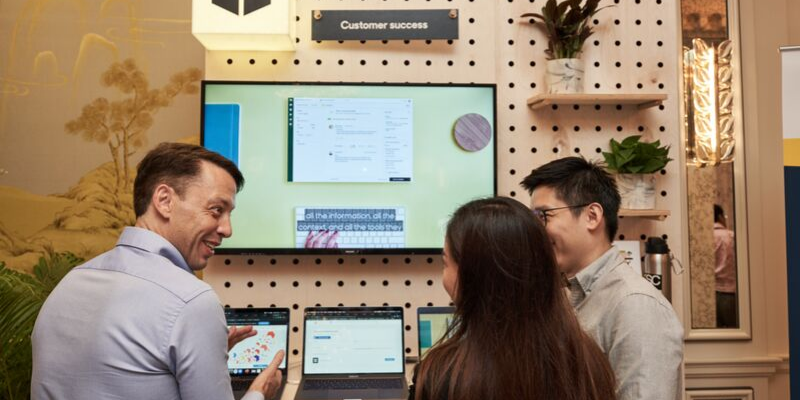 Messaging for businesses is here to stay. WhatsApp and Zendesk show the way ahead