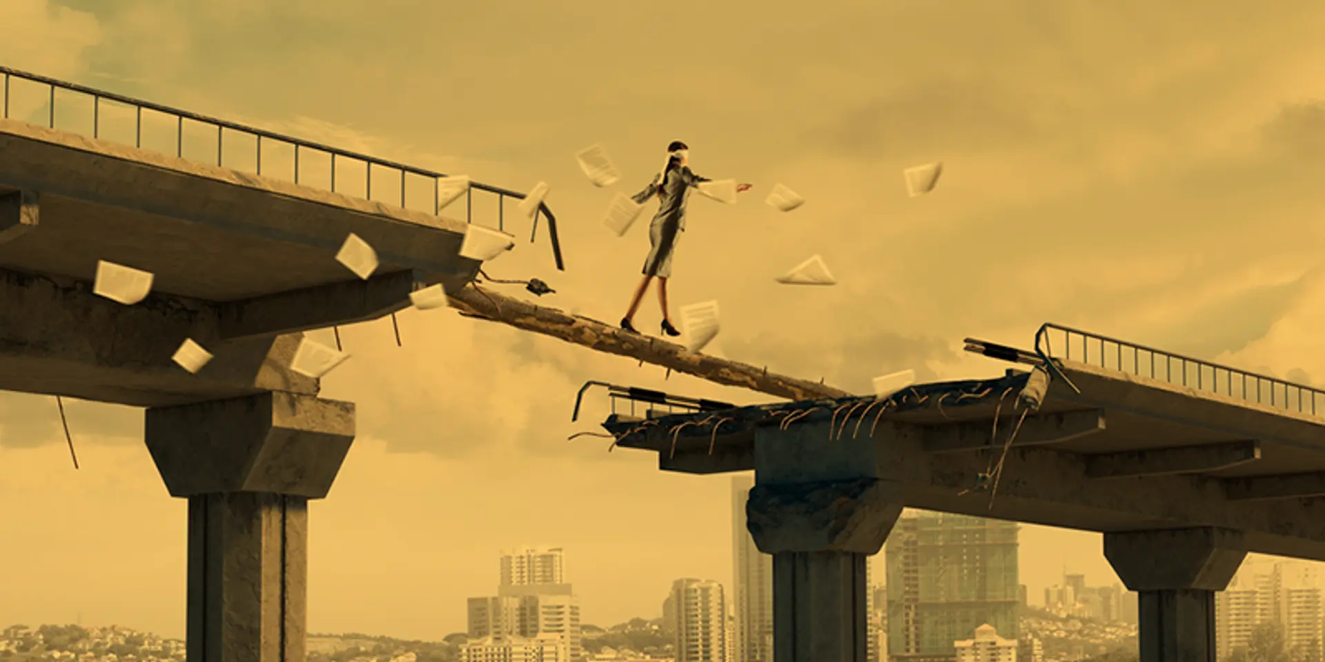 Bridging gaps in crisis management to enhance corporate management
