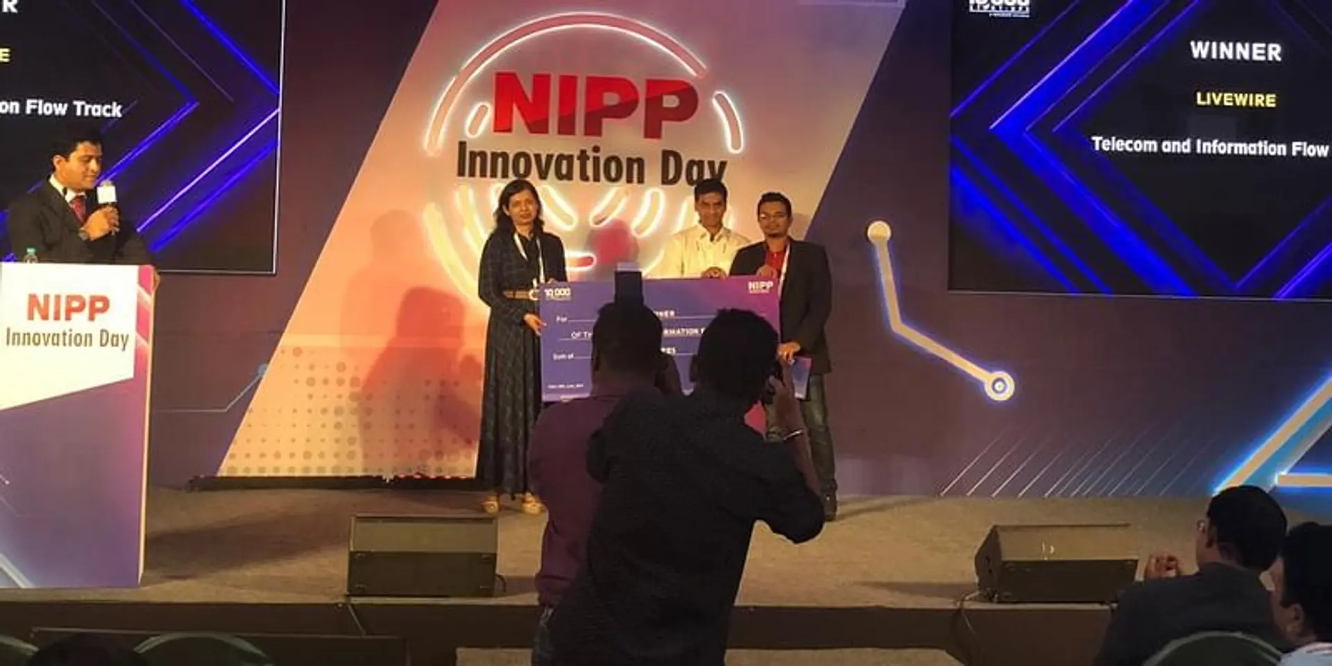 Bengaluru-based video communications platform Vidphon is giving tough fight to Google Duo, WhatsApp video